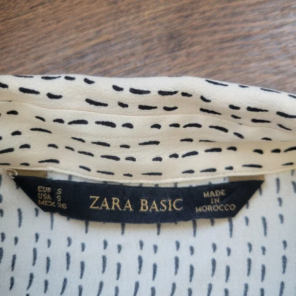 Zara Dotted Long Sleeve Collared Blouse Creme & Black Oversized Small - Picture 3 of 5